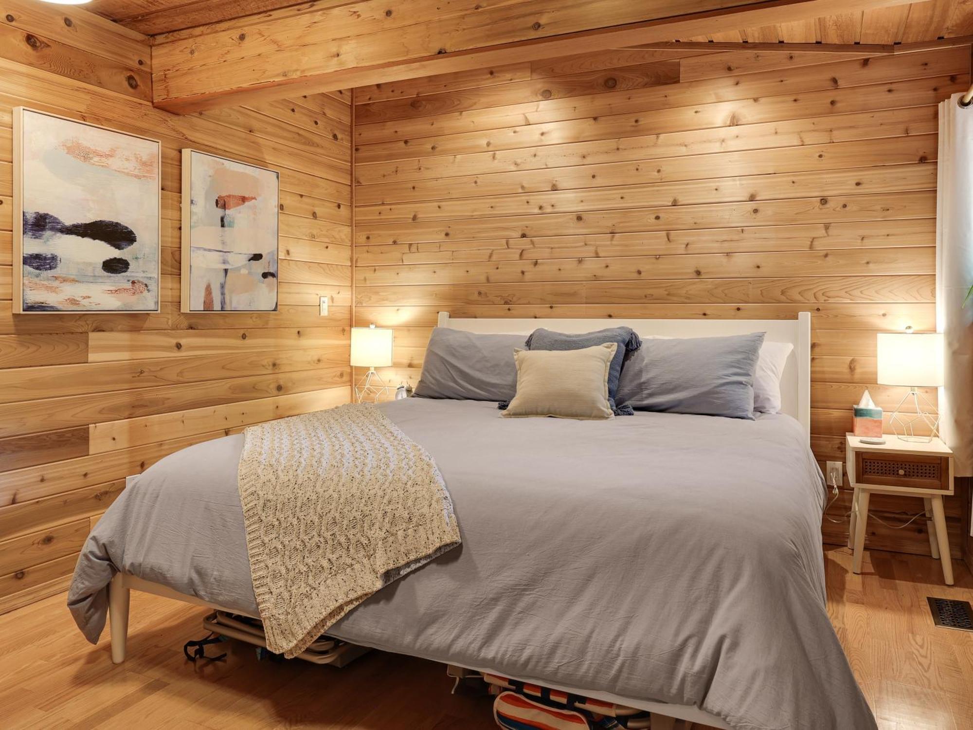 Woods Waves: Luxury Coast Cabin King Beds Pets Тилламук Экстерьер фото