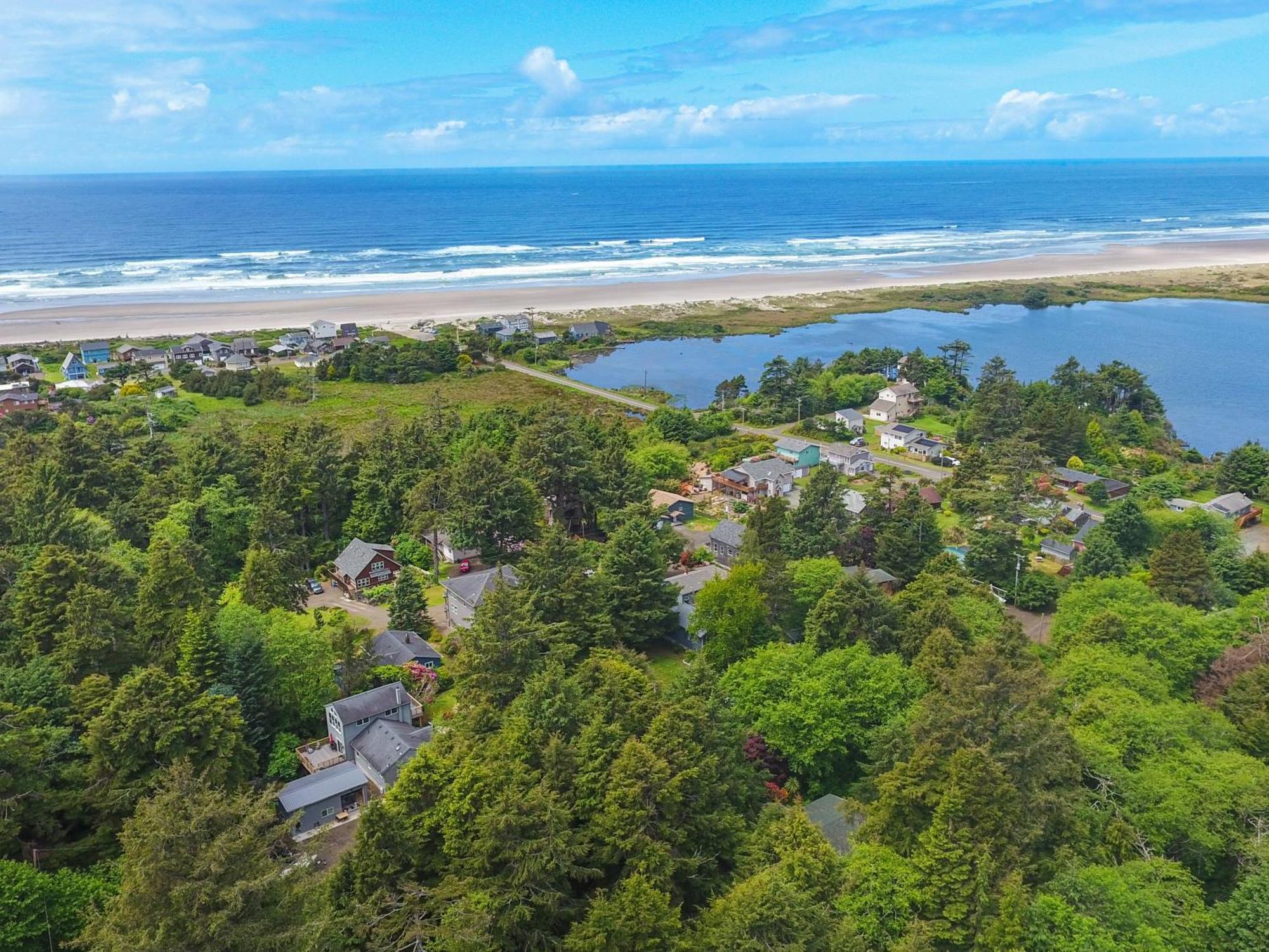 Woods Waves: Luxury Coast Cabin King Beds Pets Тилламук Экстерьер фото